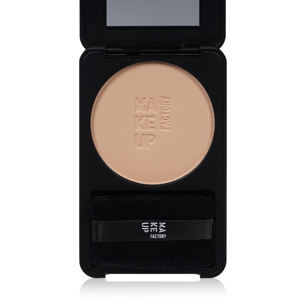 Тональная основа для лица Make Up Factory Mineral Compact Powder Foundation 22 9г