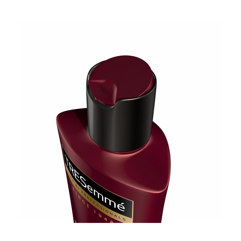 Разглаживающий шампунь для волос Tresemme Keratin Smooth с кератином и маслом марулы 400мл