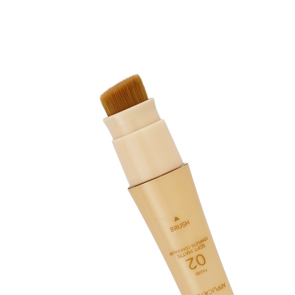 Консилер для лица с кистью Focallure Soft Matte Complete Concealer 02 8г