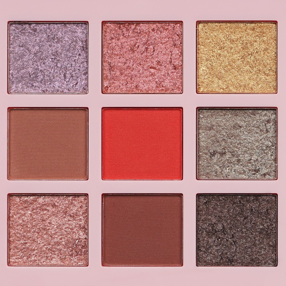 Палетка теней для век BeYoung Eyeshadow palette Кот 9 оттенков 10г