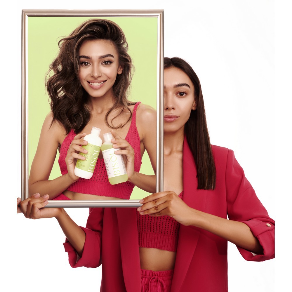 Увлажняющий шампунь для придания воздушного объёма волосам Bisou Bio-professional " Anti-gravitic volume " 300мл