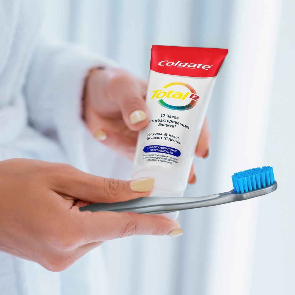 зубная паста Colgate total " Профессиональная отбеливающая " 75мл