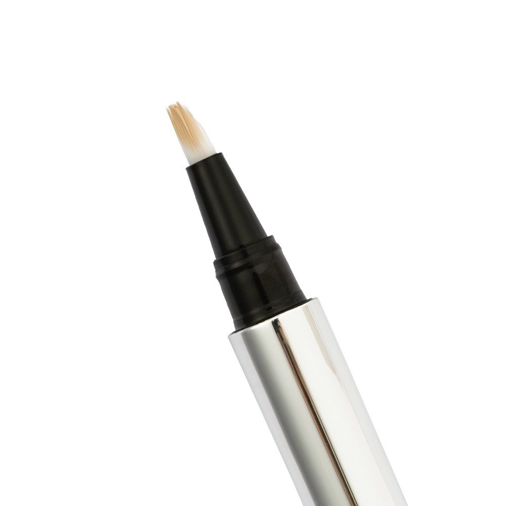 Светоотражающий консилер для лица Make Up Factory Light Reflecting Concealer 2 Luminous Cream 2,5мл